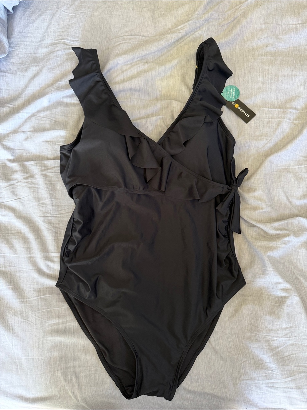 Kindred Bravely maternity/nursing swimsuit -NWT
